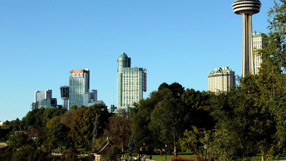 Hilton Niagara Falls/Fallsview Hotel & Suites in Canada