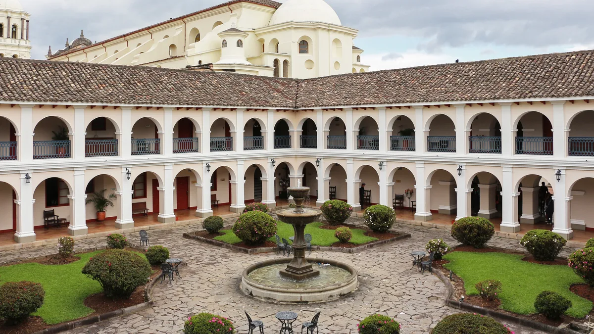 Hotel Dann Monasterio Popayán in Colombia