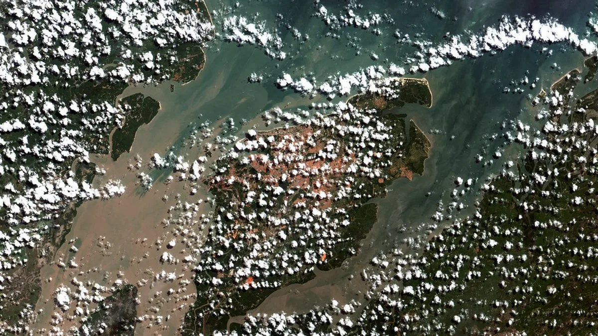 Ilha de São Luís in Brazil