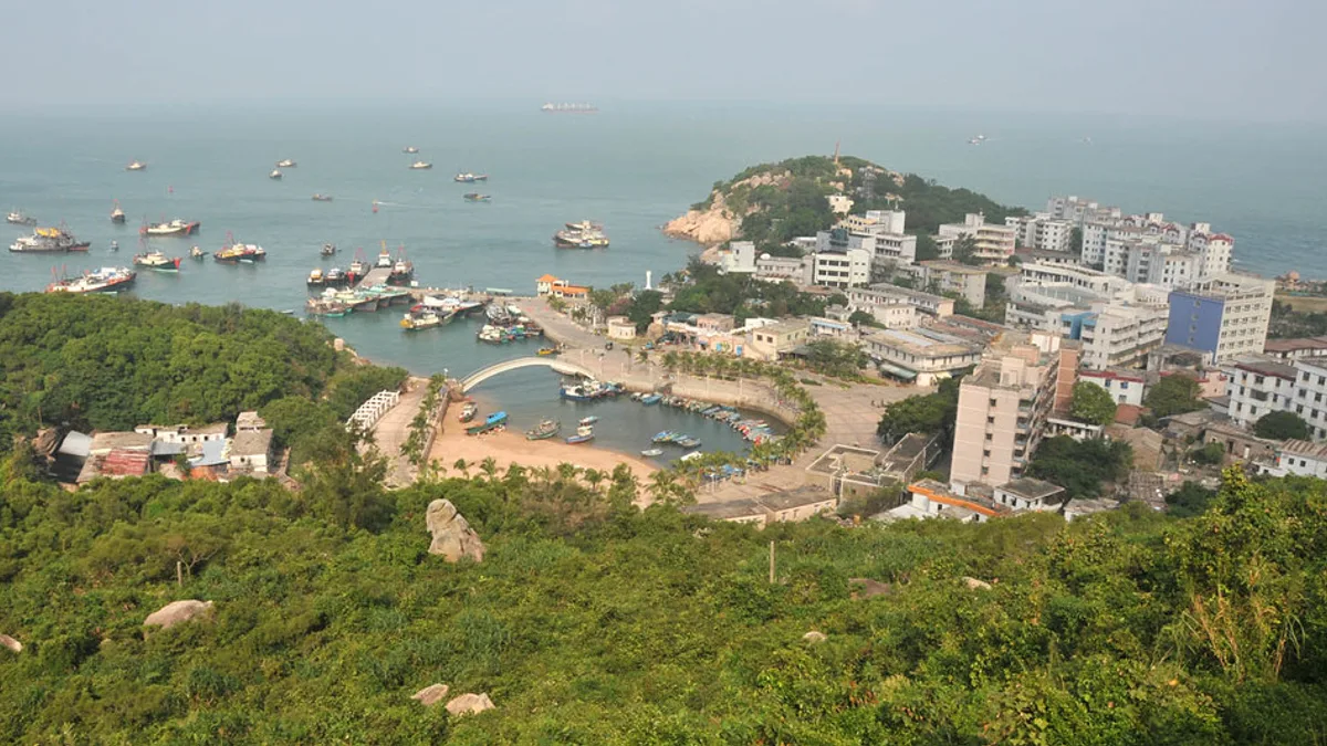 Wailingding Island in China