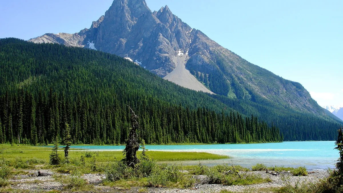 Emerald Lake in Canada
