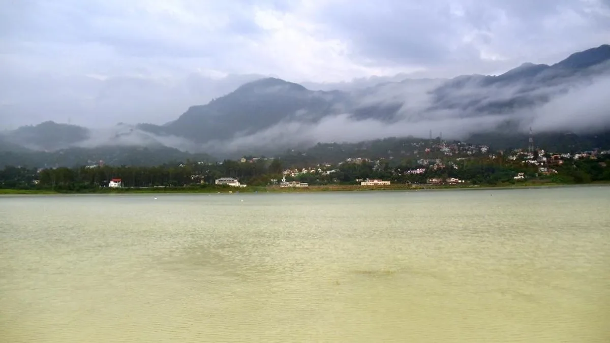 Gobind Sagar Lake in India