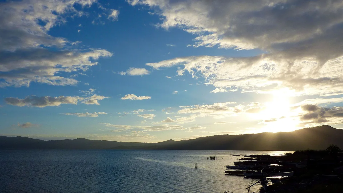 Lake Mainit in Philippines