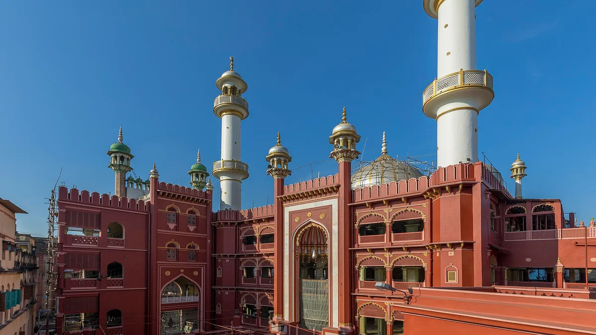 Nakhoda Mosque in India