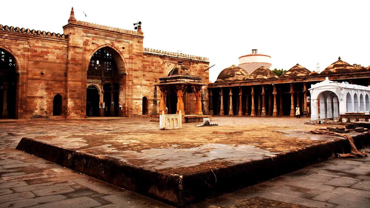 Jami Masjid Khambhat in India