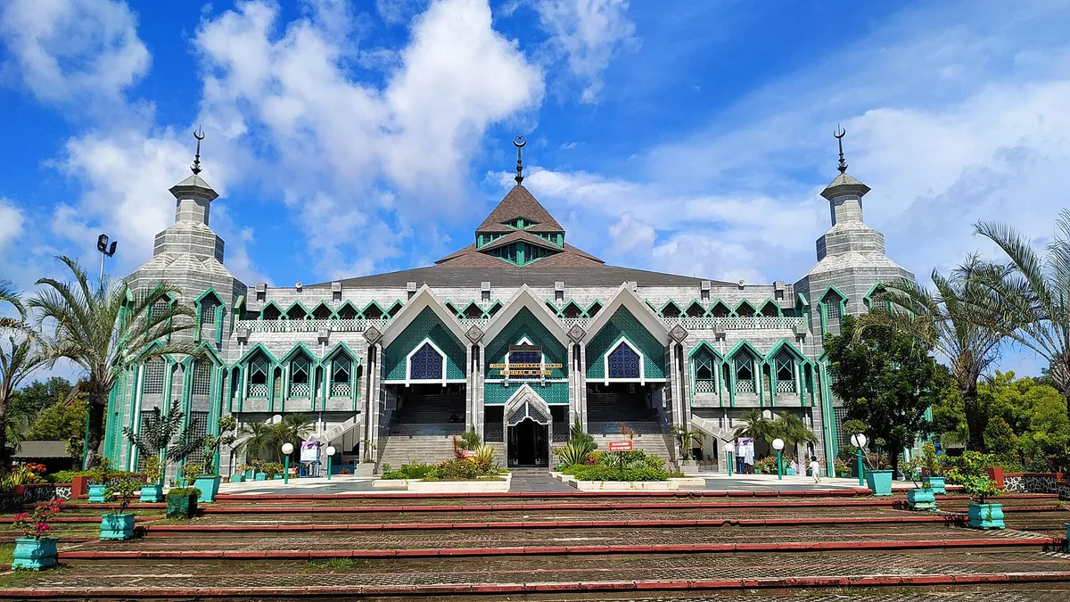 Al-Markaz Al-Islami Mosque in Indonesia