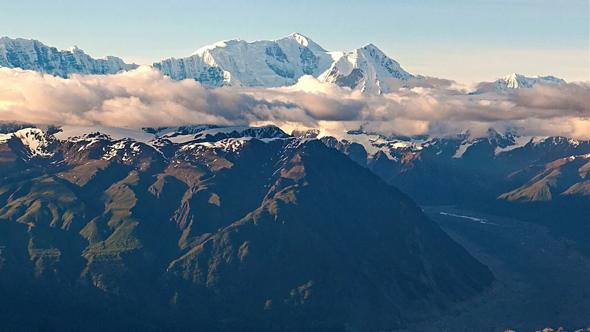 Mount Bona in United States