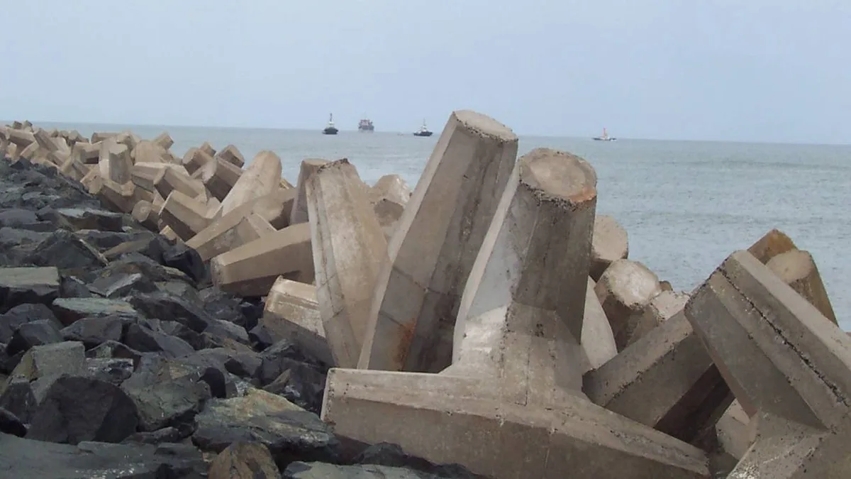 Krishnapatnam Port in India