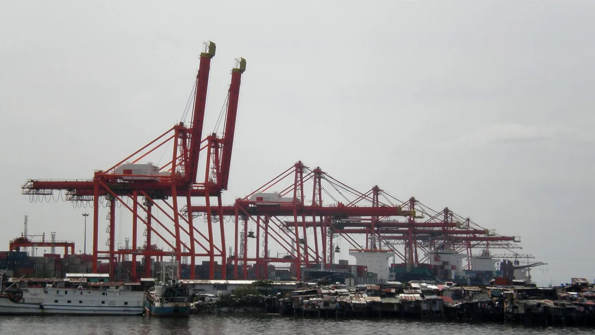Port of Manila in Philippines