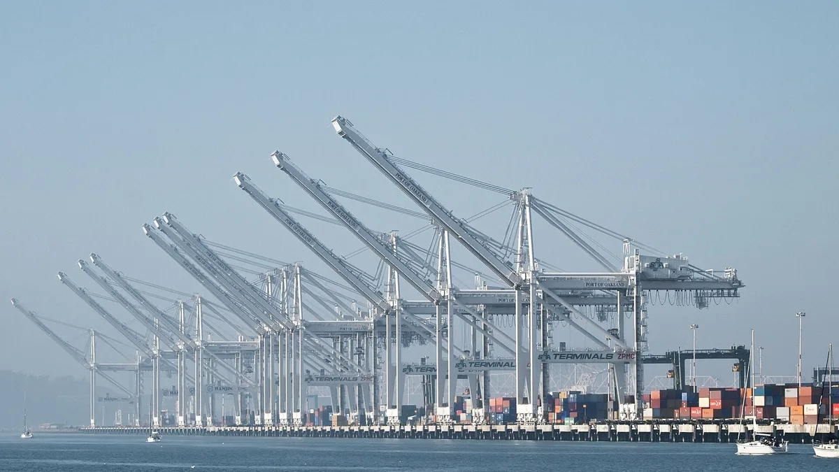 Port of Oakland in United States