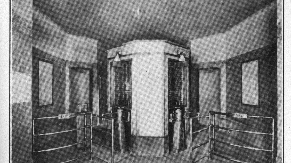 North Avenue Station in Philippines