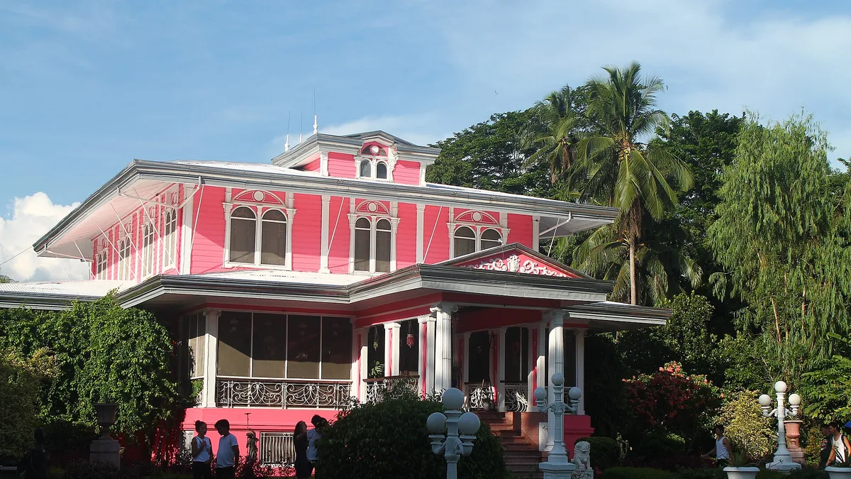 Villa Escudero Plantations and Resort in Philippines