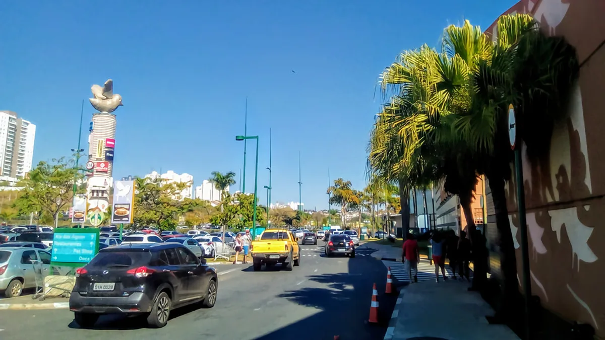 Parque Dom Pedro Shopping in Brazil