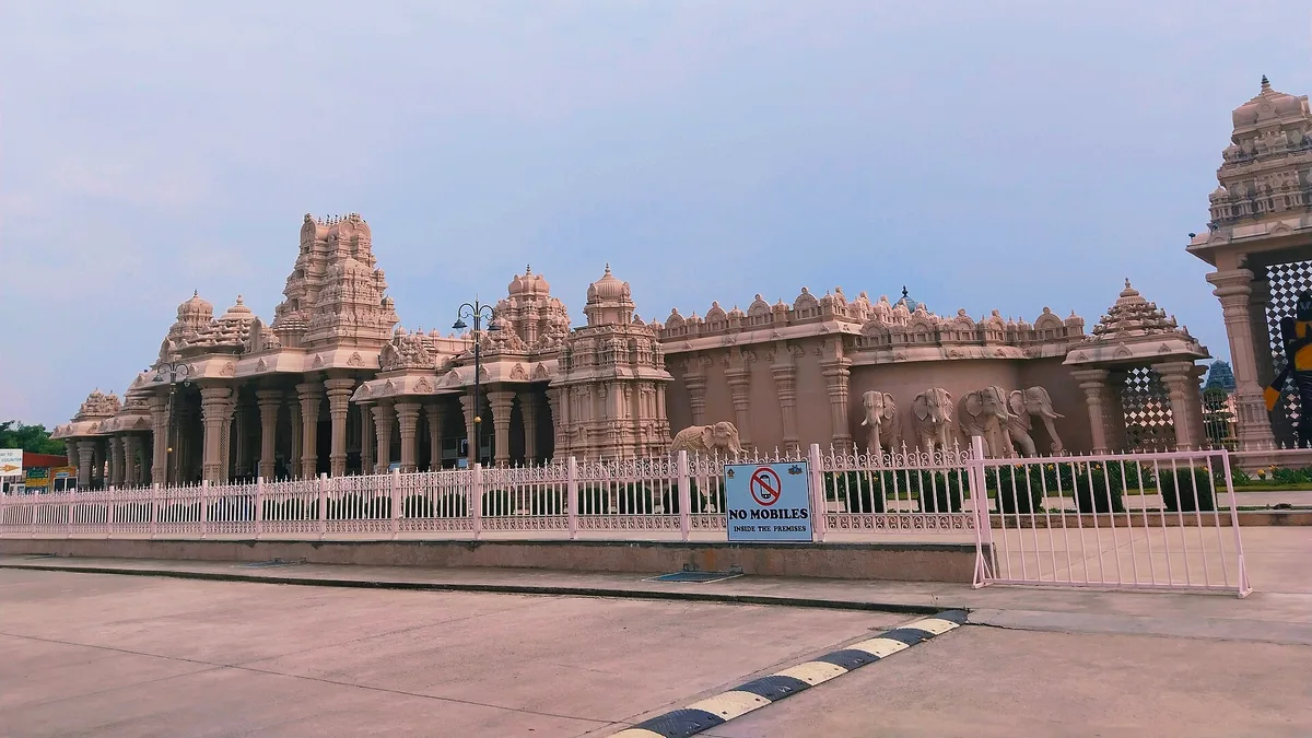 Statue of Equality in India