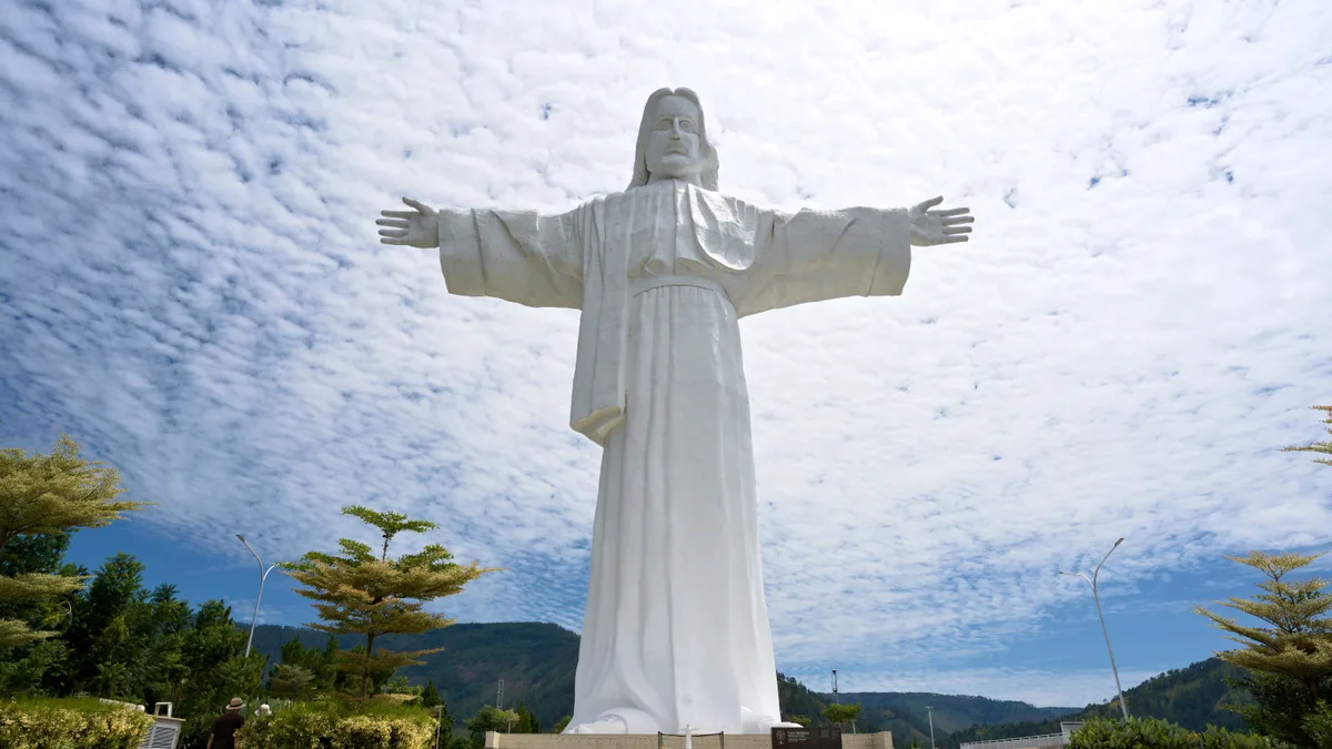 Jesus Christ Sibeabea Statue in Indonesia