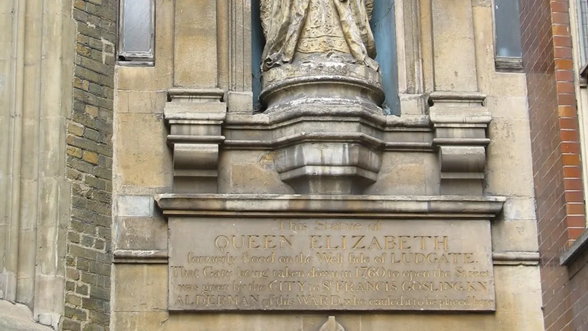 Statue of Queen Elizabeth I in United Kingdom