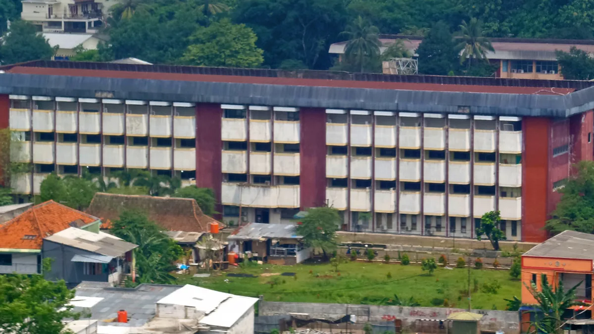 Universitas Krisnadwipayana in Indonesia