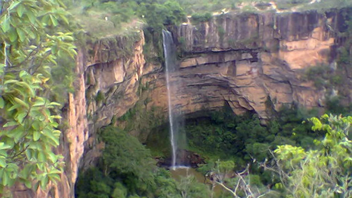 Cachoeira Véu de Noiva in Brazil
