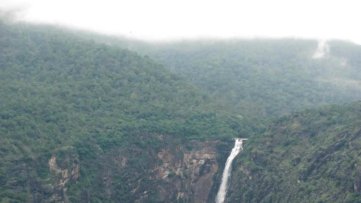 Thalaiyar Falls in India