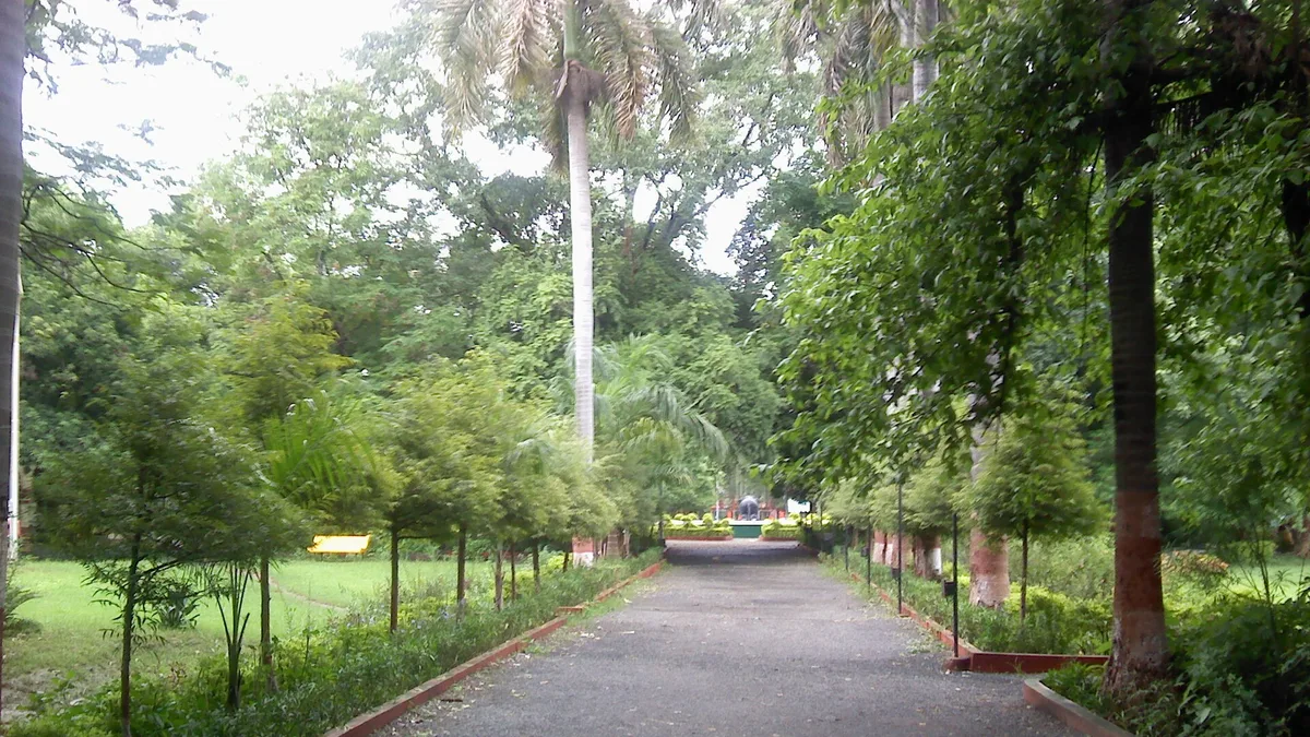 Maharajbagh Zoo in India